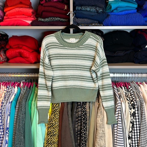 Hippie Rose sage and white striped long sleeve rolled crew neck sweater size S - Picture 1 of 3